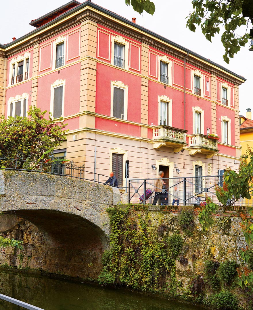 880x1080_dintorni_REV00